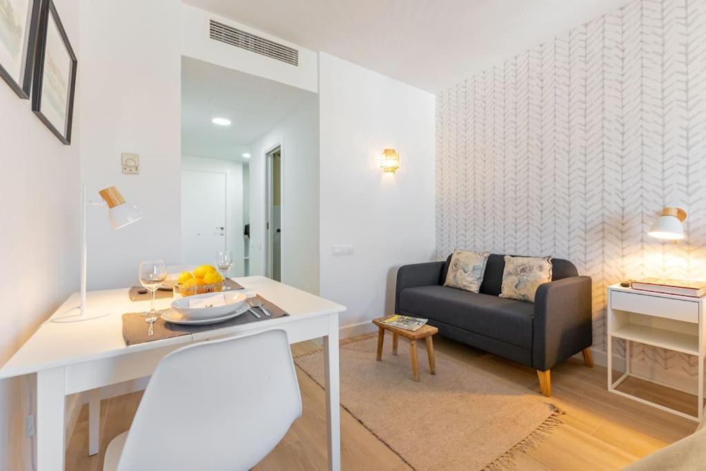 New Suite Reformada Con Excelente Ubicacion Sevilla Eksteriør billede