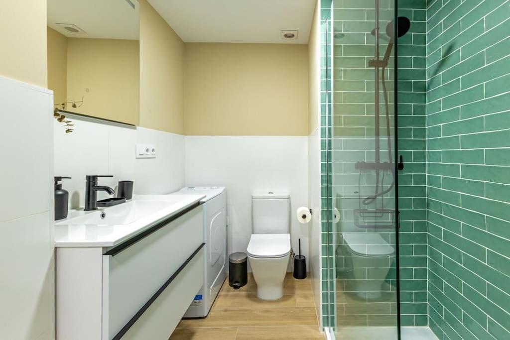 New Suite Reformada Con Excelente Ubicacion Sevilla Eksteriør billede