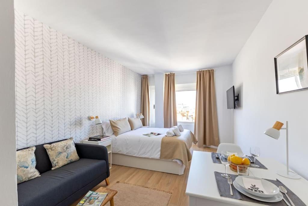 New Suite Reformada Con Excelente Ubicacion Sevilla Eksteriør billede