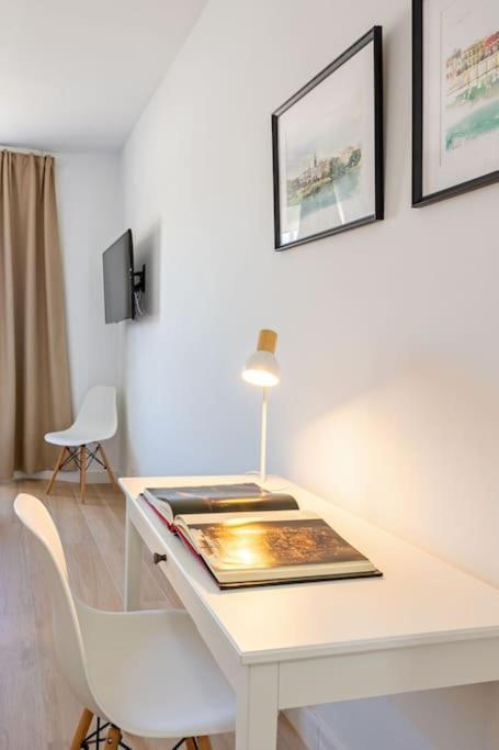 New Suite Reformada Con Excelente Ubicacion Sevilla Eksteriør billede